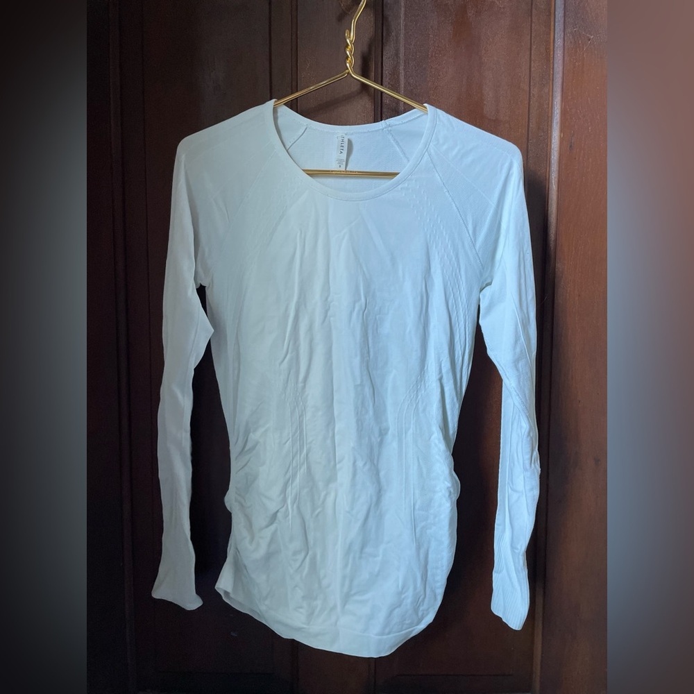 Athleta women’s small long sleeve white athletic top